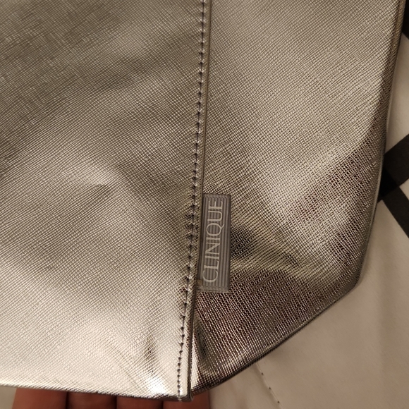 Clinique silver tote bag! - Picture 5 of 7